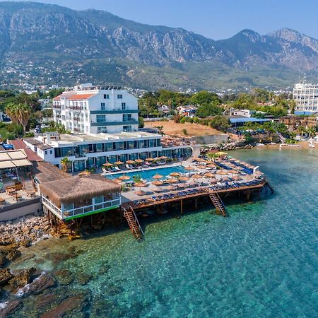 Manolya Hotel Lapithos  Exteriér fotografie