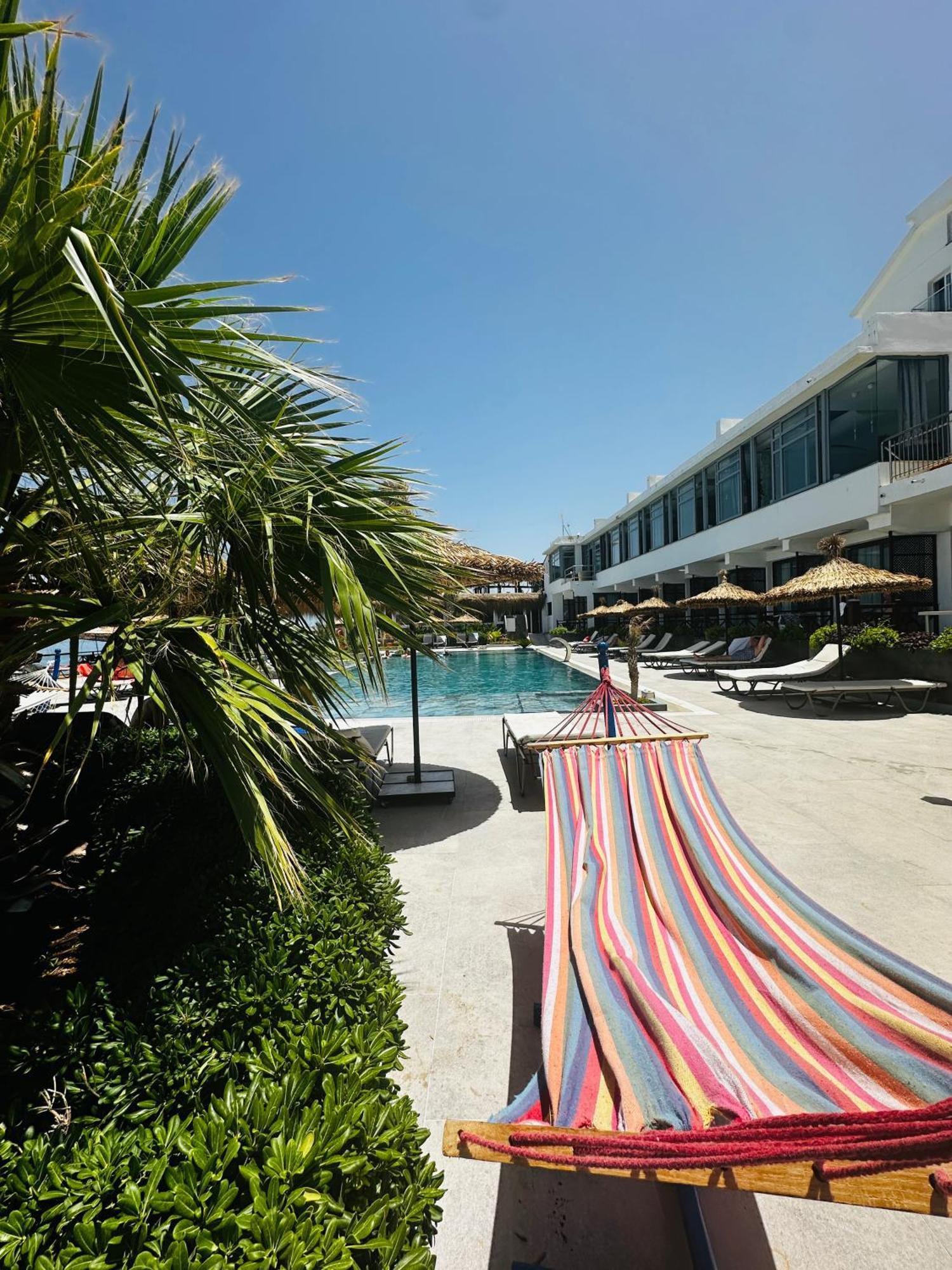 Manolya Hotel Lapithos  Exteriér fotografie