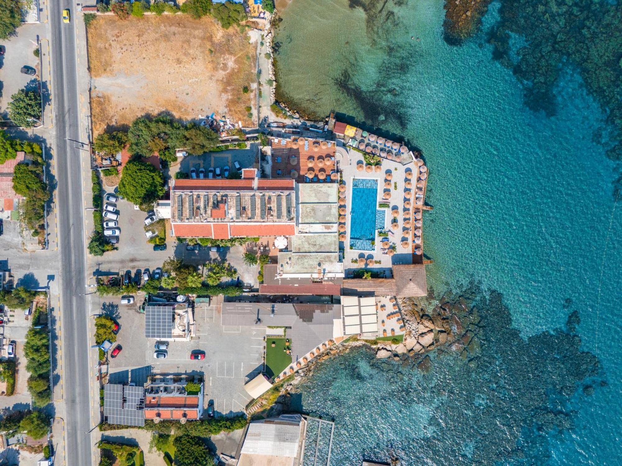 Manolya Hotel Lapithos  Exteriér fotografie