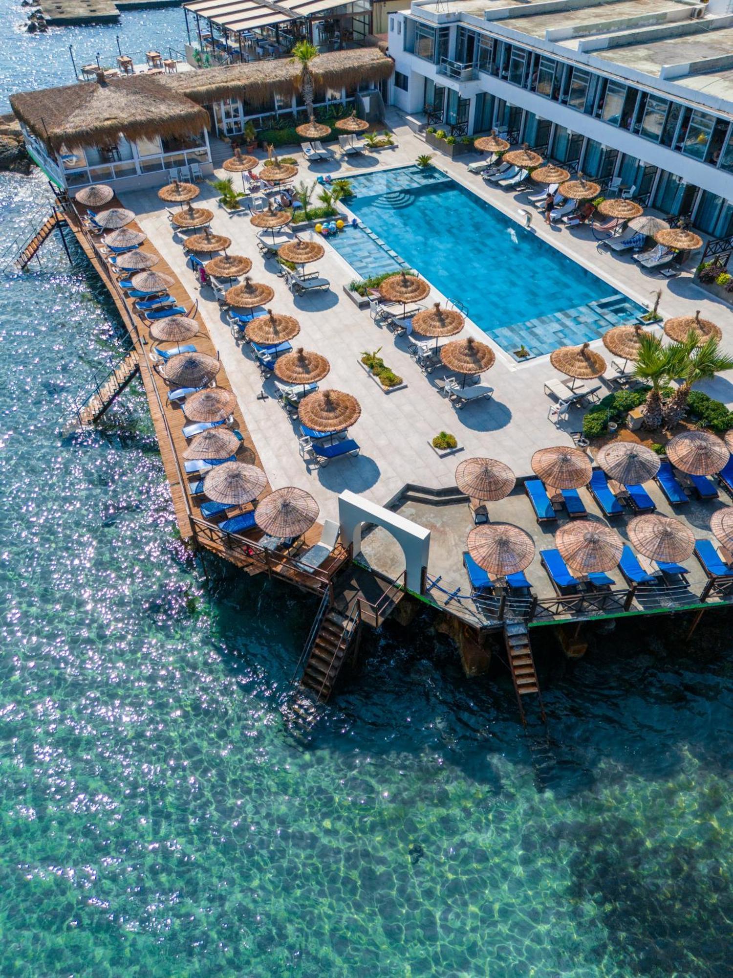 Manolya Hotel Lapithos  Exteriér fotografie